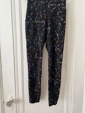 POP Fit Black Leggings with Neon Splatter